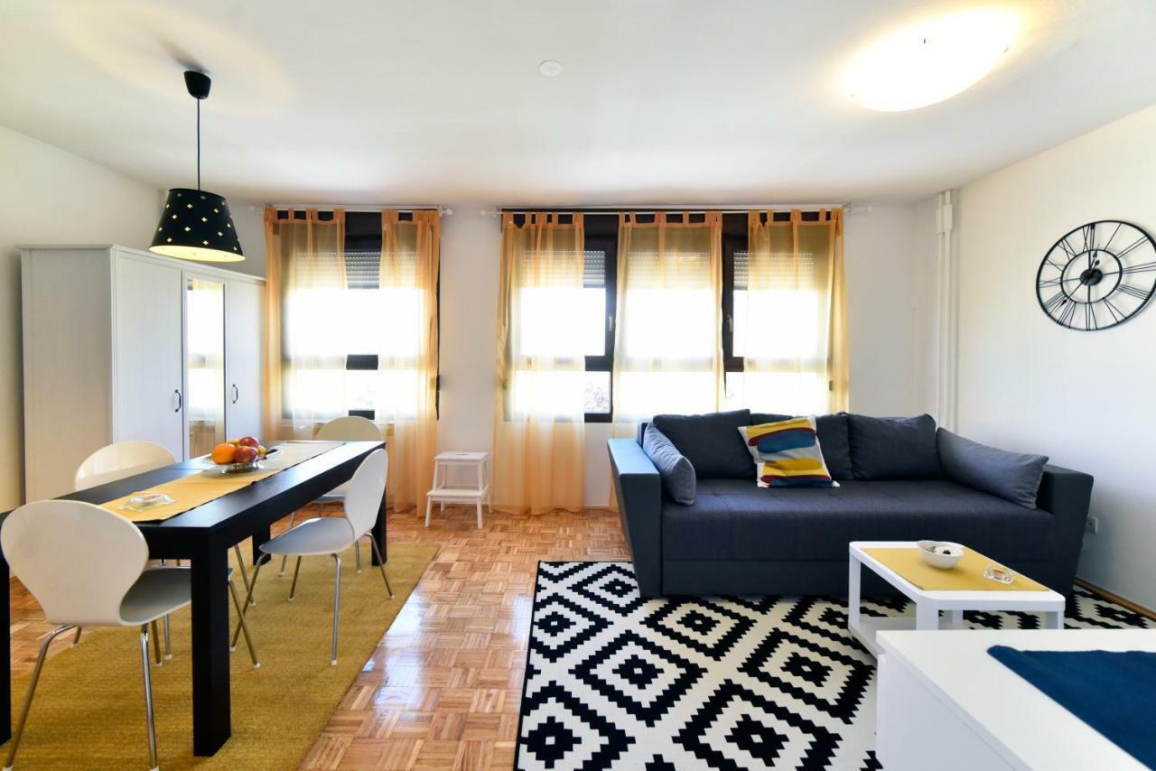 זאגרב Apartment Place4U מראה חיצוני תמונה